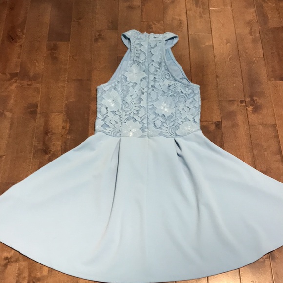 Dress - Picture 3 of 6